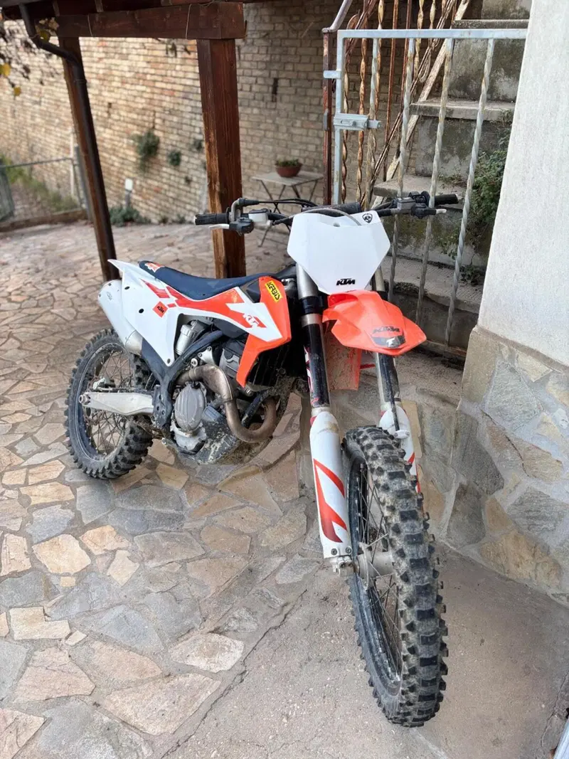 KTM 250 SX-F (2020)