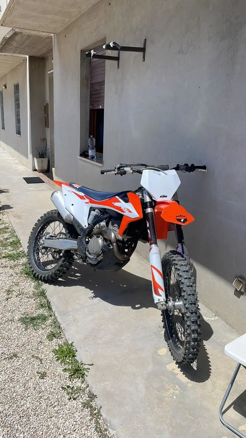 KTM 250 SX-F (2020) (5)