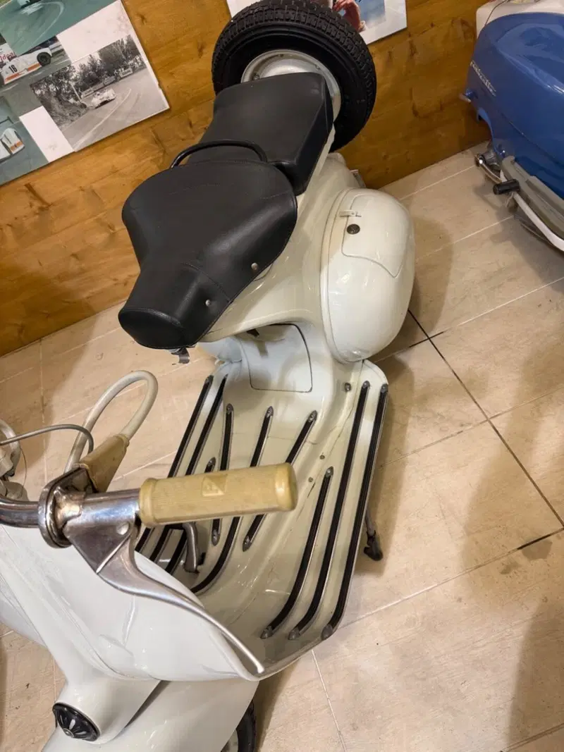 Vespa VL2 (2)