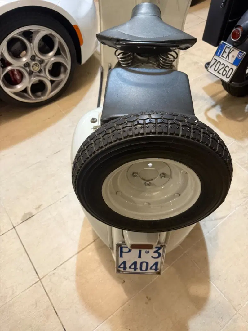 Vespa VL2 (3)