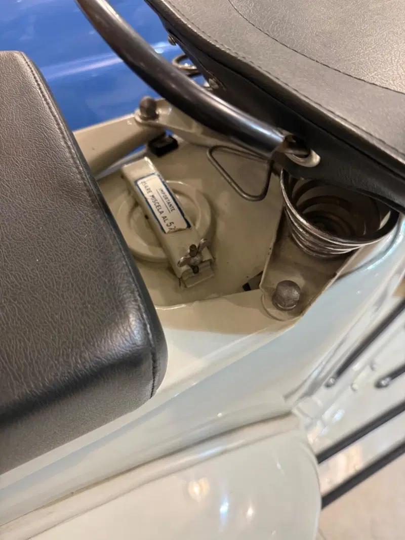 Vespa VL2 (8)