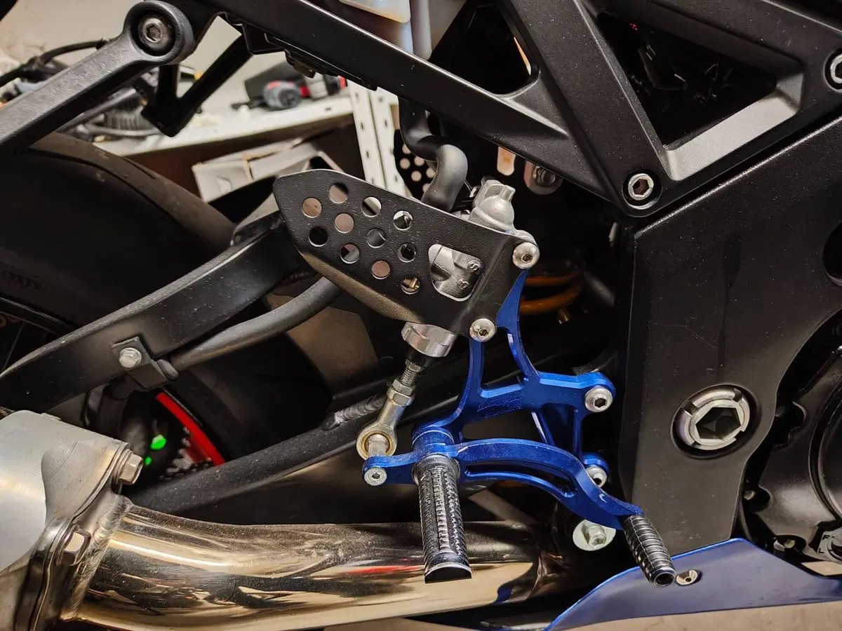 Suzuki GSX R 600 (2004 - 05) (4)