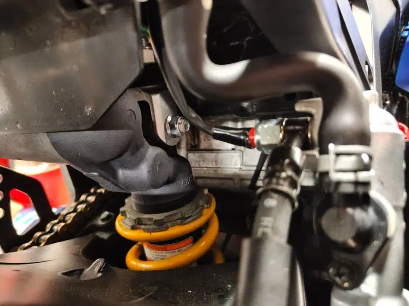 Suzuki GSX R 600 (2004 - 05) (8)