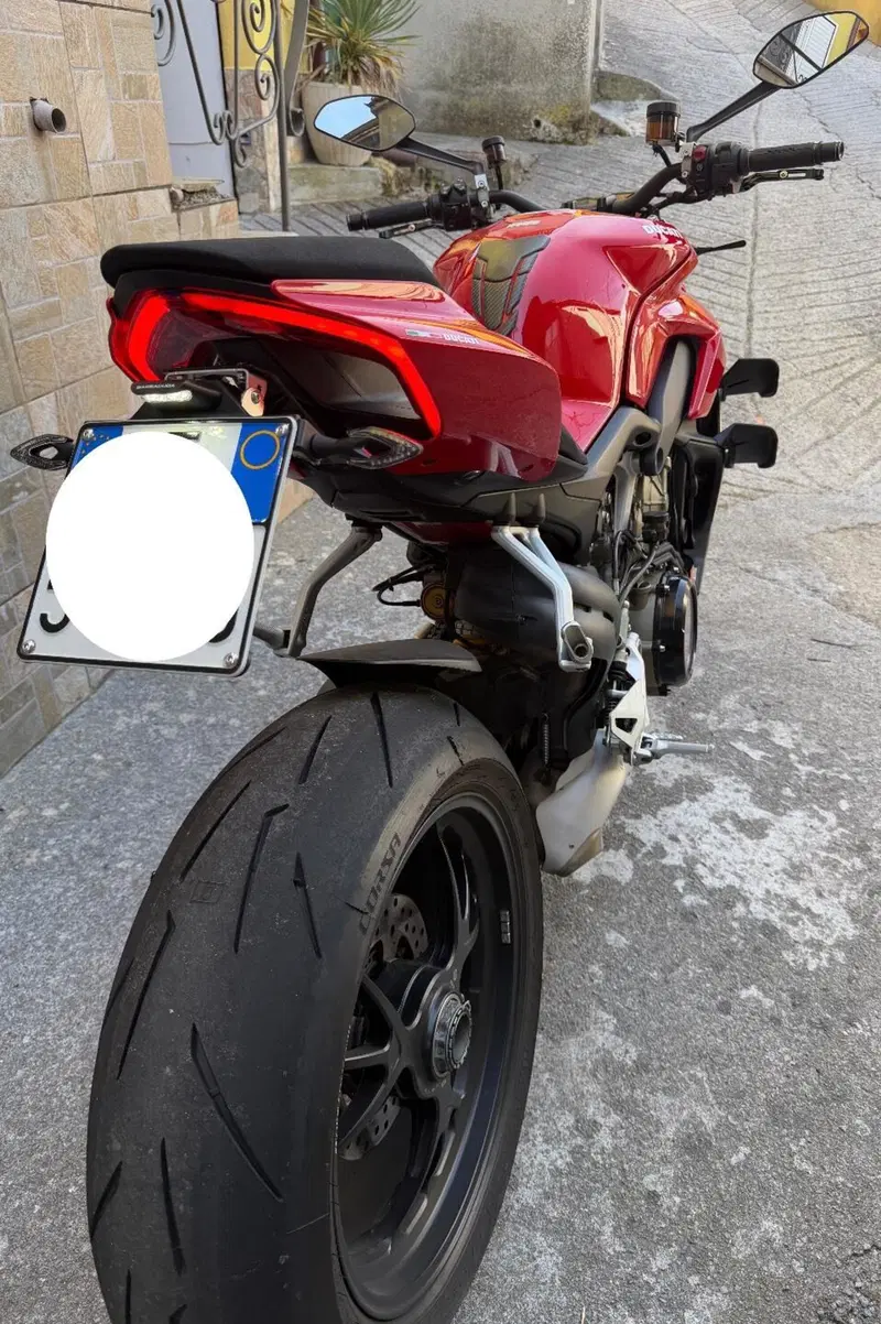 Ducati Streetfighter V4 S (2023 - 24) (4)