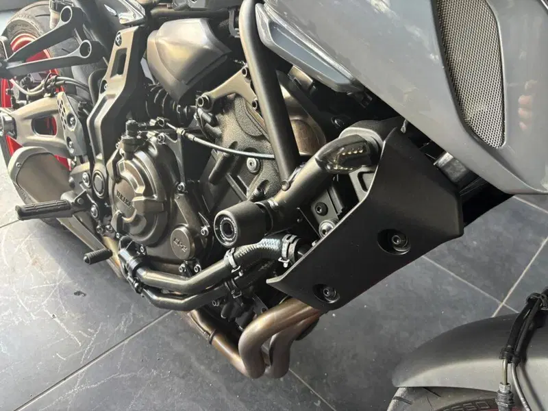 Yamaha MT-07 (2018 - 20) (11)