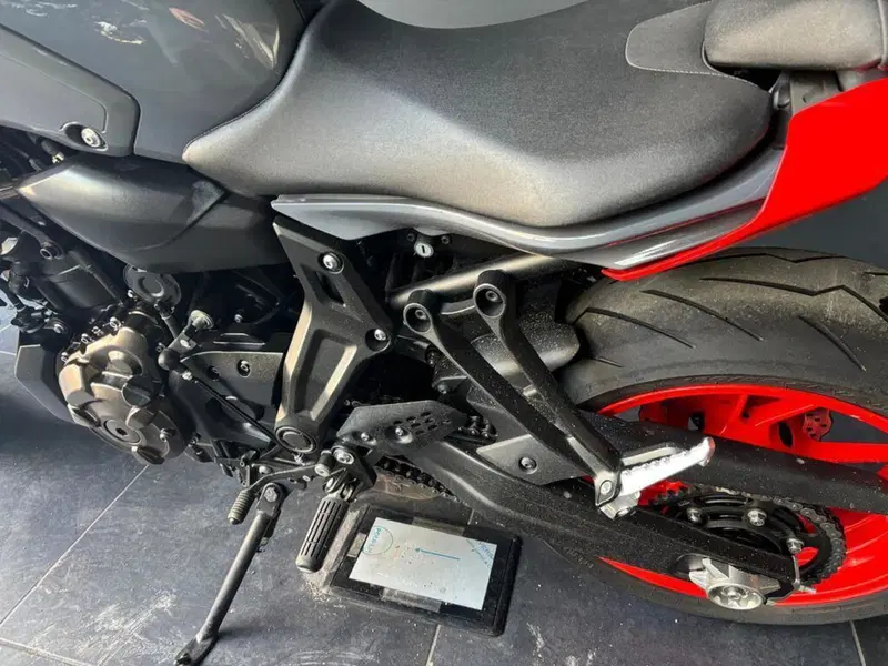 Yamaha MT-07 (2018 - 20) (12)