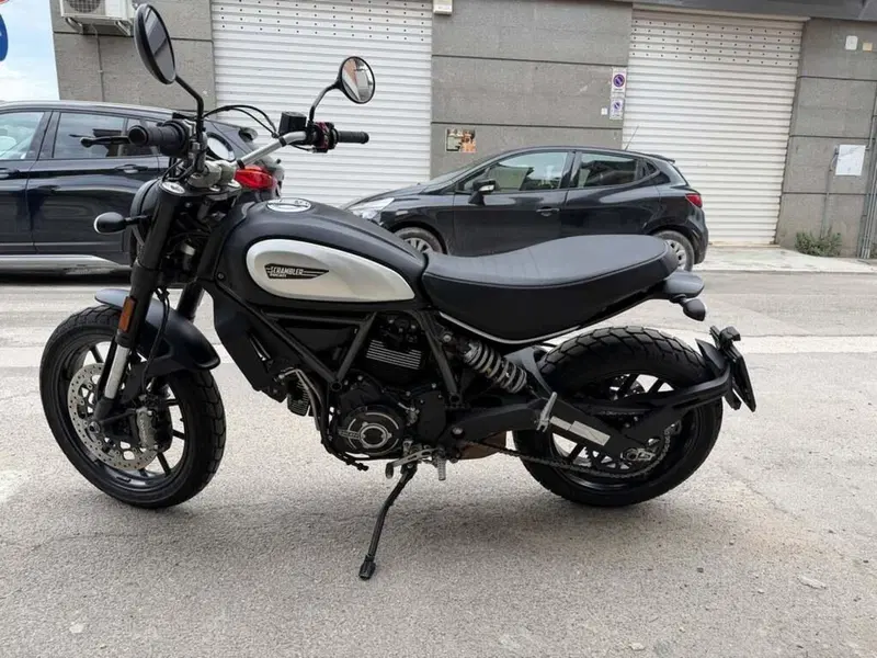 Ducati Scrambler 800 Icon Dark (2020) (5)