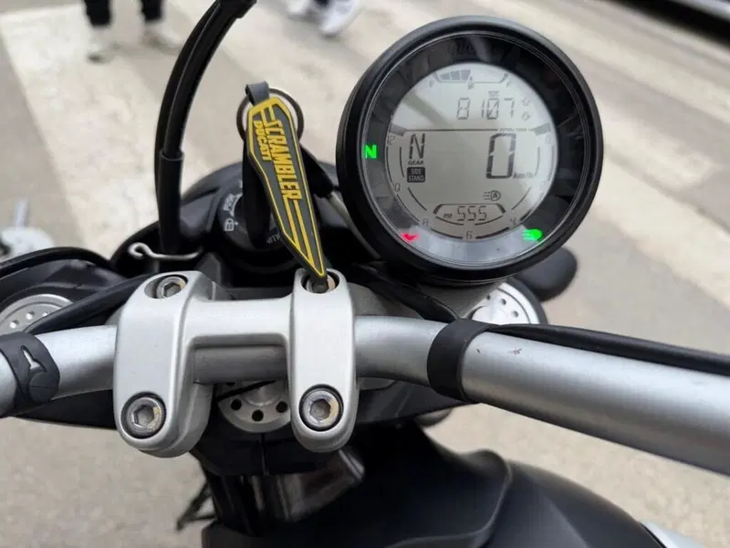 Ducati Scrambler 800 Icon Dark (2020) (7)