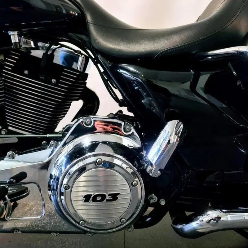 Harley-Davidson 1690 Street Glide (2011 - 13) - FLHX (13)