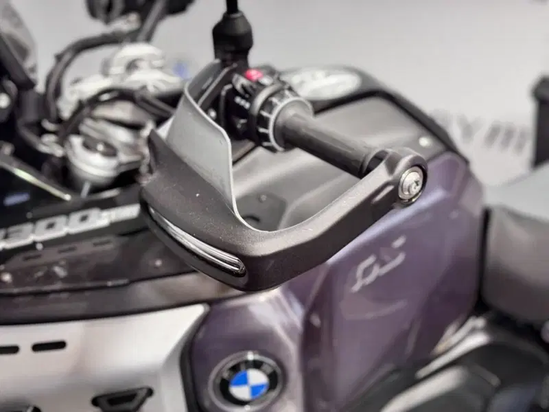 Bmw R 1300 GS Adventure Triple Black (2025 - 26) (8)