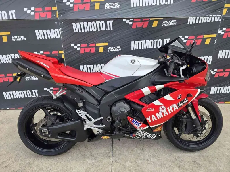 Yamaha YZF R1 (2007 - 08)