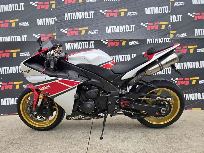 Yamaha YZF R1 (2012 - 14) (2)