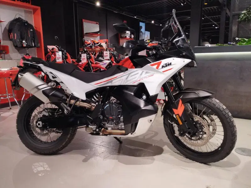 KTM 790 Adventure (2023 - 24)