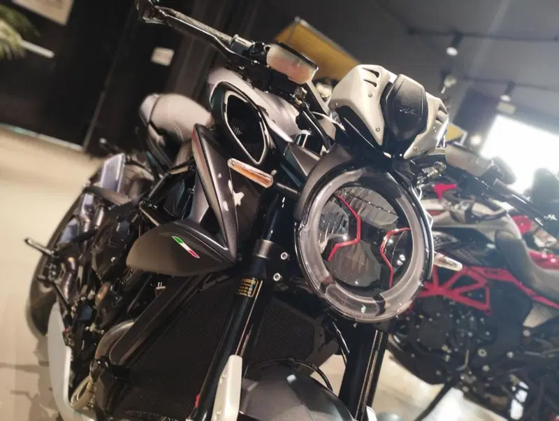 MV Agusta Dragster 800 RR (2021 - 23) (3)