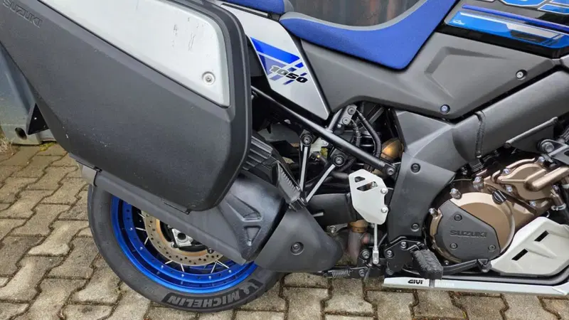 Suzuki V-Strom 1050XT (2020 - 23) (7)