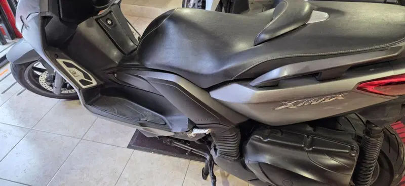 Yamaha X-Max 400 ABS (2013 - 16) (2)