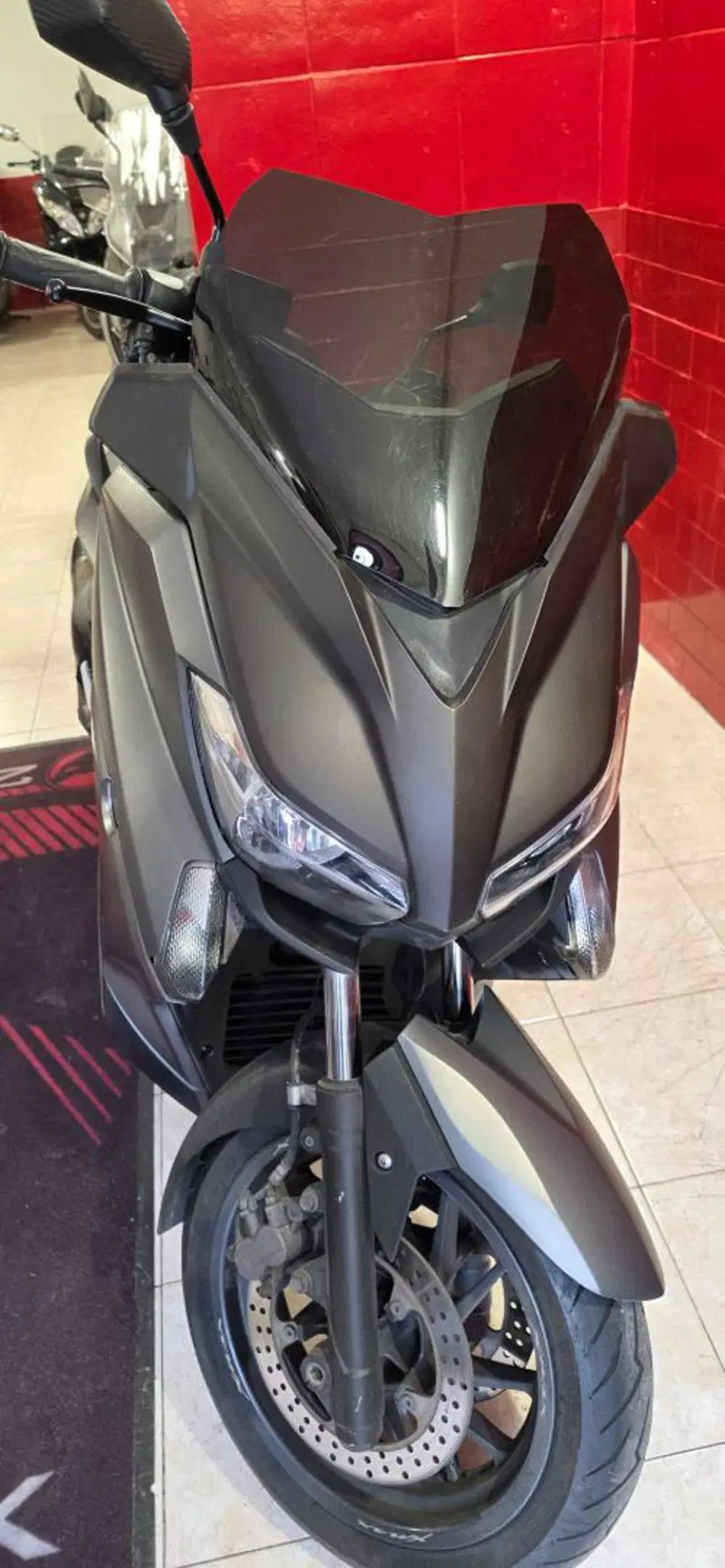 Yamaha X-Max 400 ABS (2013 - 16) (4)