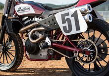 Roland Sands svela la Indian FTR750 e cade sul pubblico