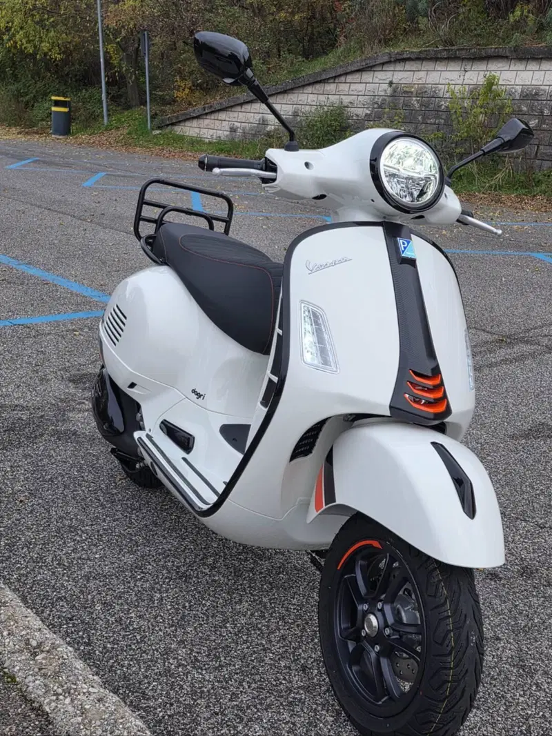 Vespa GTS 310 Supersport (2025 - 26) (4)