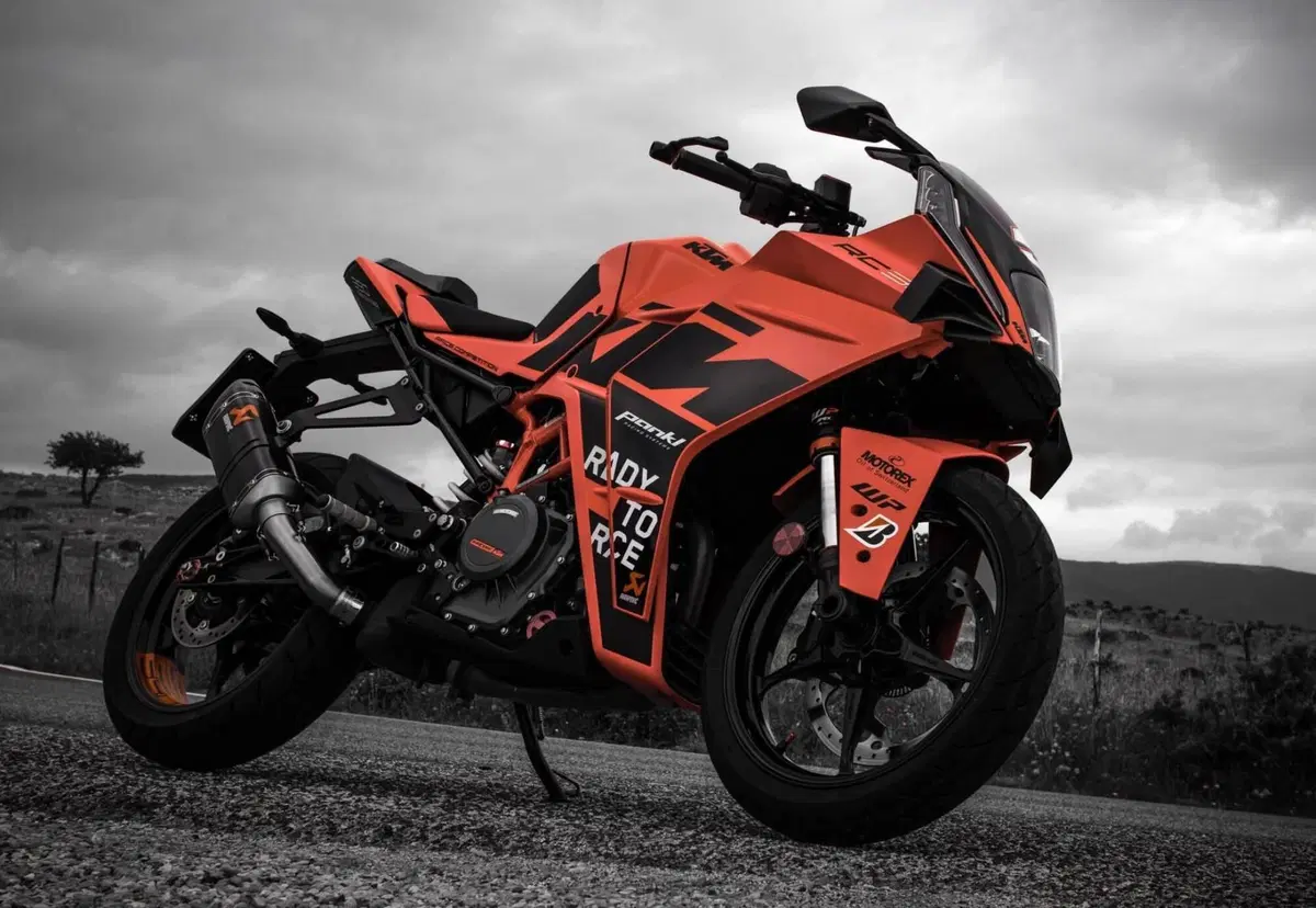KTM RC 390 (2022 - 26)