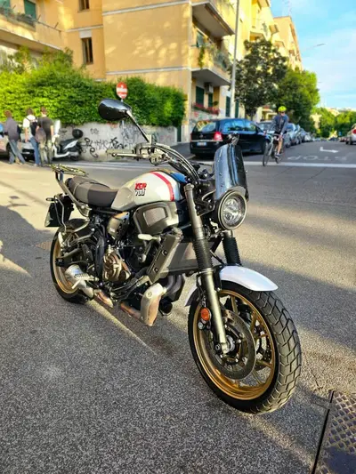 Yamaha XSR 700 XTribute (2022 - 24) usata