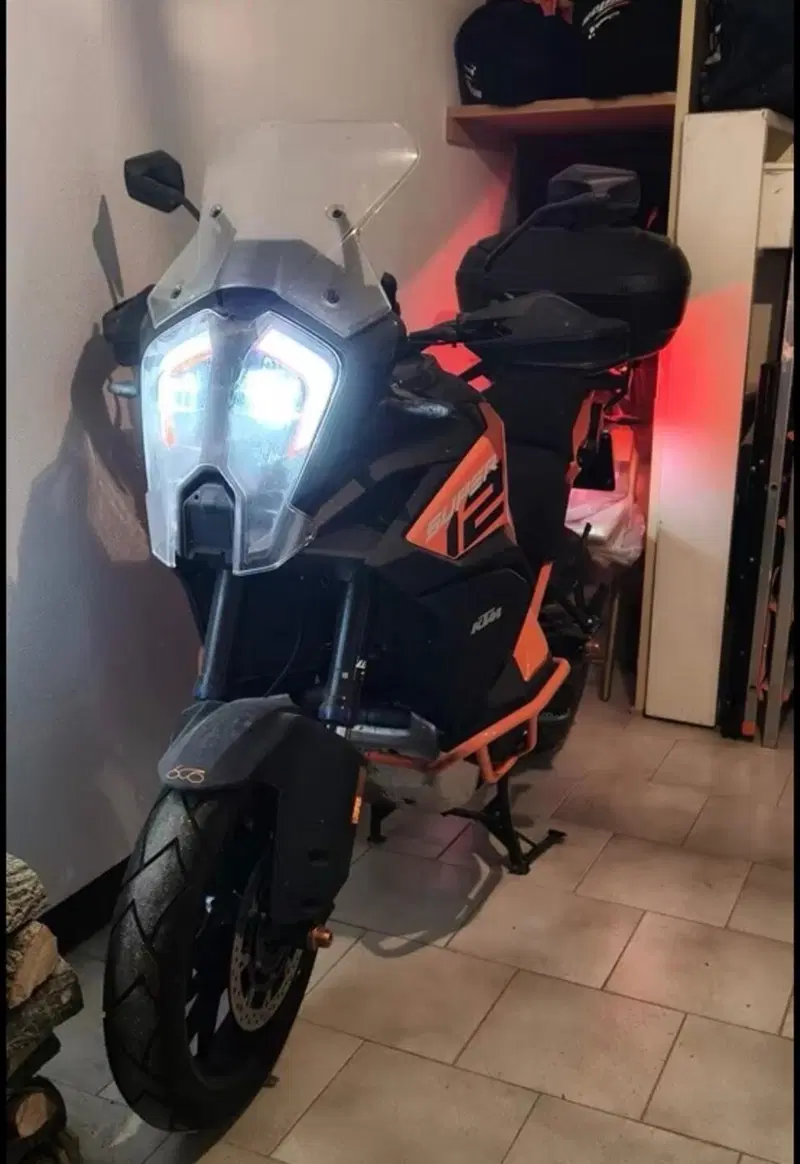 KTM 1290 Super Adventure S (2022 - 25) (4)