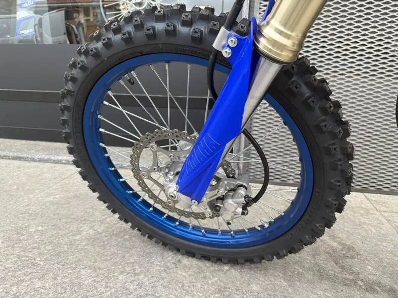 Yamaha YZ 125 (2026) (4)