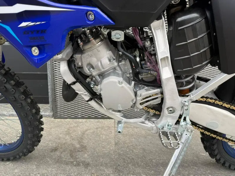 Yamaha YZ 125 (2026) (7)