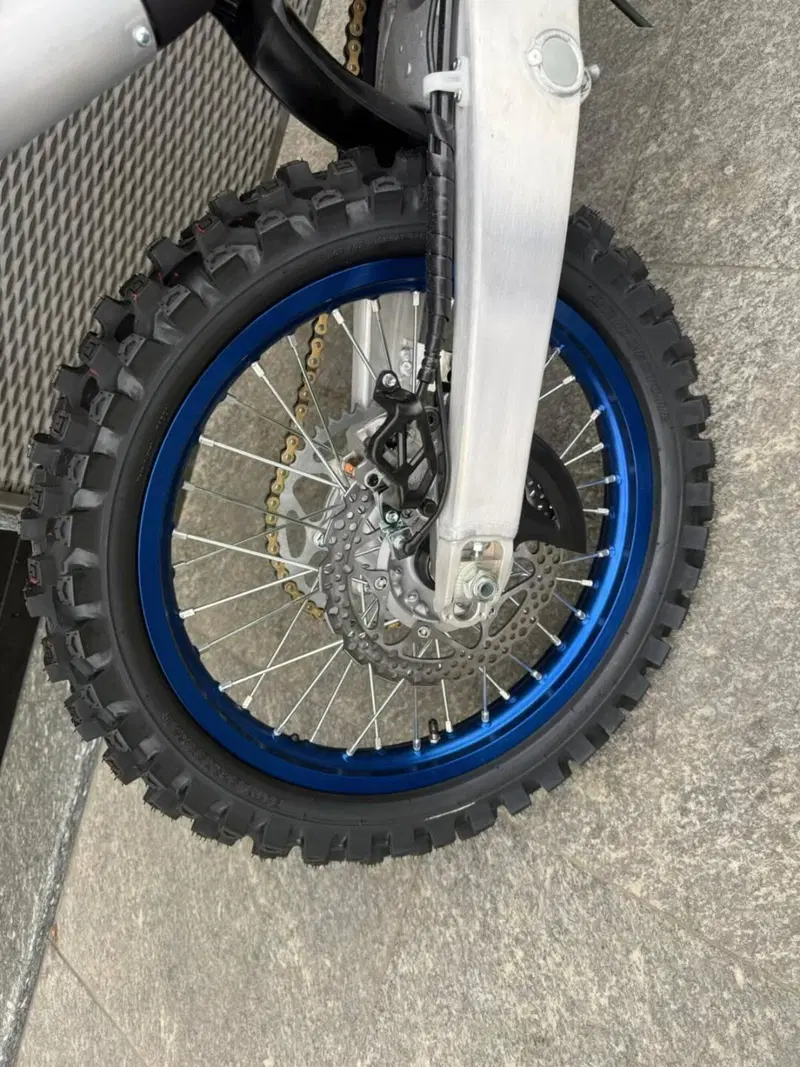 Yamaha YZ 125 (2026) (8)