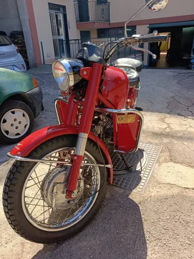 Moto Guzzi Falcone 500 d'epoca
