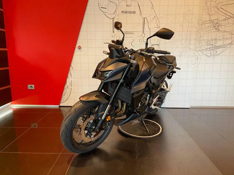 Honda CB 750 Hornet (2026) (4)