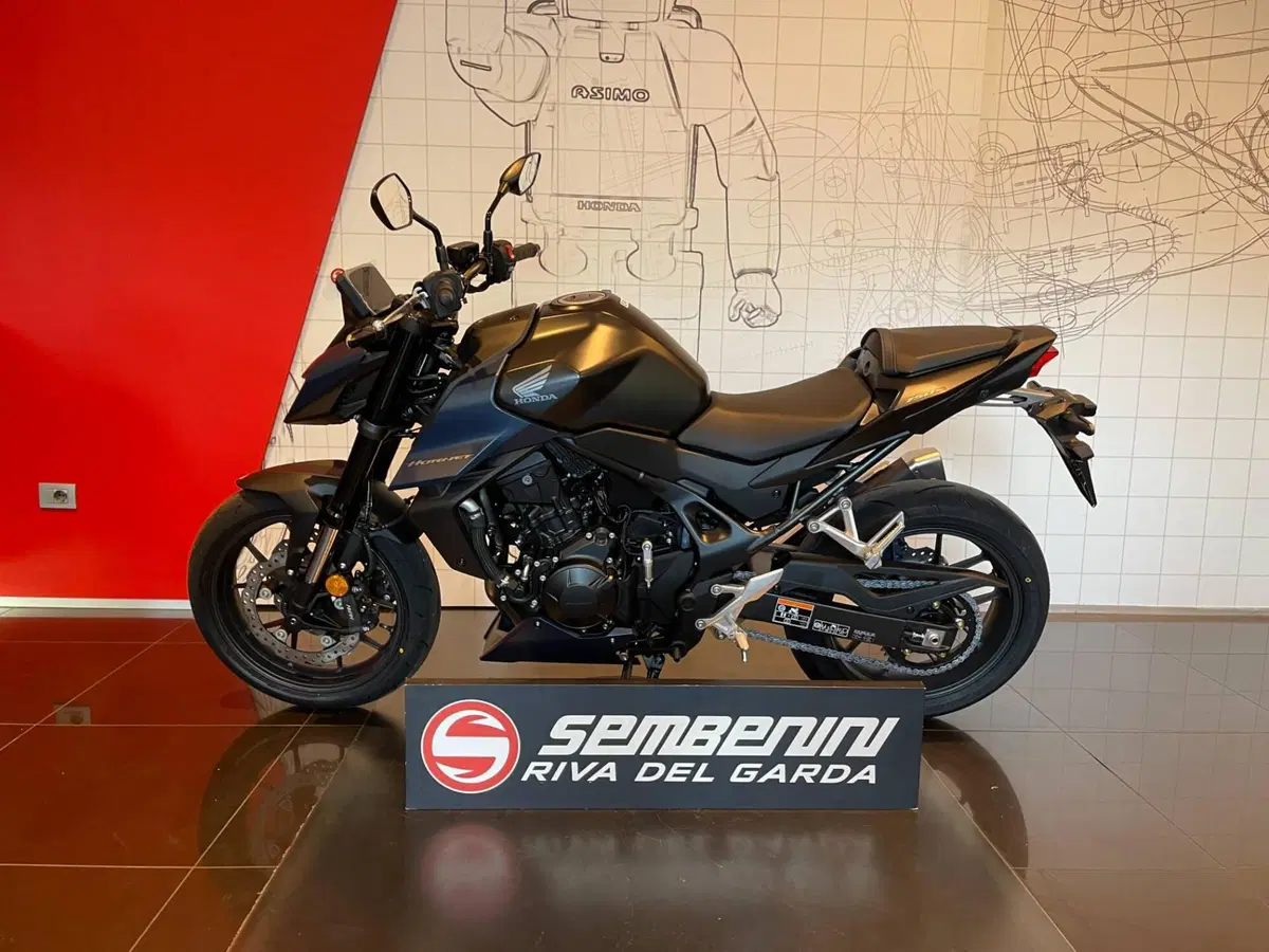 Honda CB 750 Hornet (2026) (5)