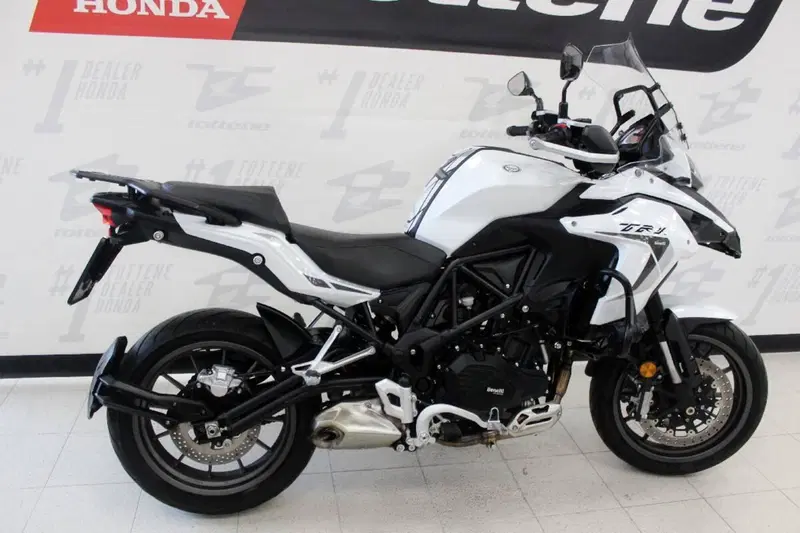 Benelli TRK 502 (2021 - 25) (2)