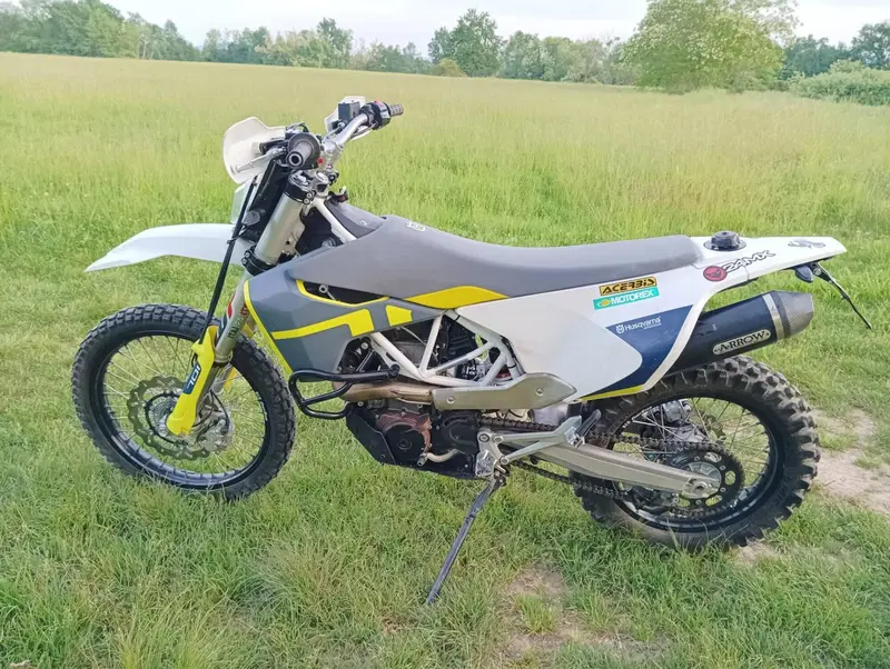 Husqvarna 701 Enduro (2017 - 19) (2)