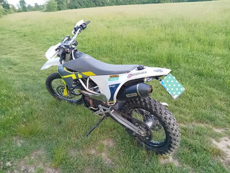 Husqvarna 701 Enduro (2017 - 19) (4)