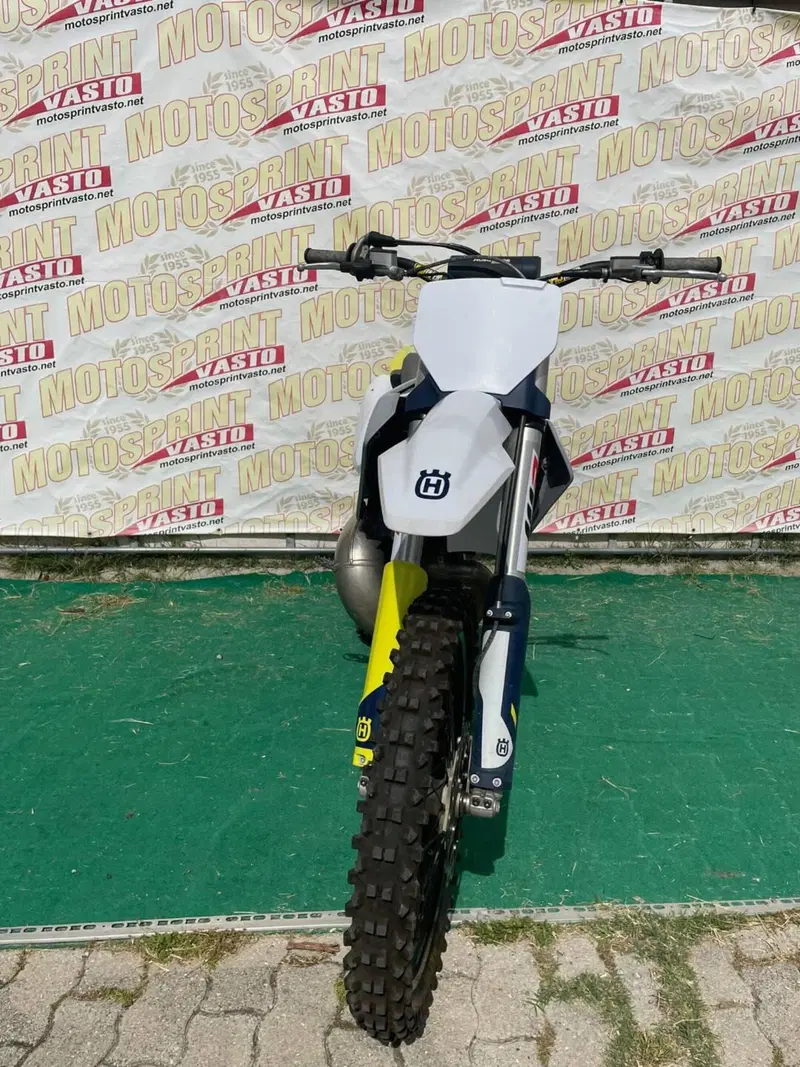 Husqvarna TC 250 (2024) (3)