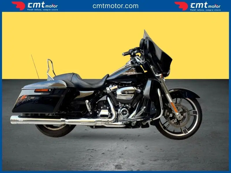 Harley-Davidson 107 Street Glide (2017 - 19) - FLHX (3)