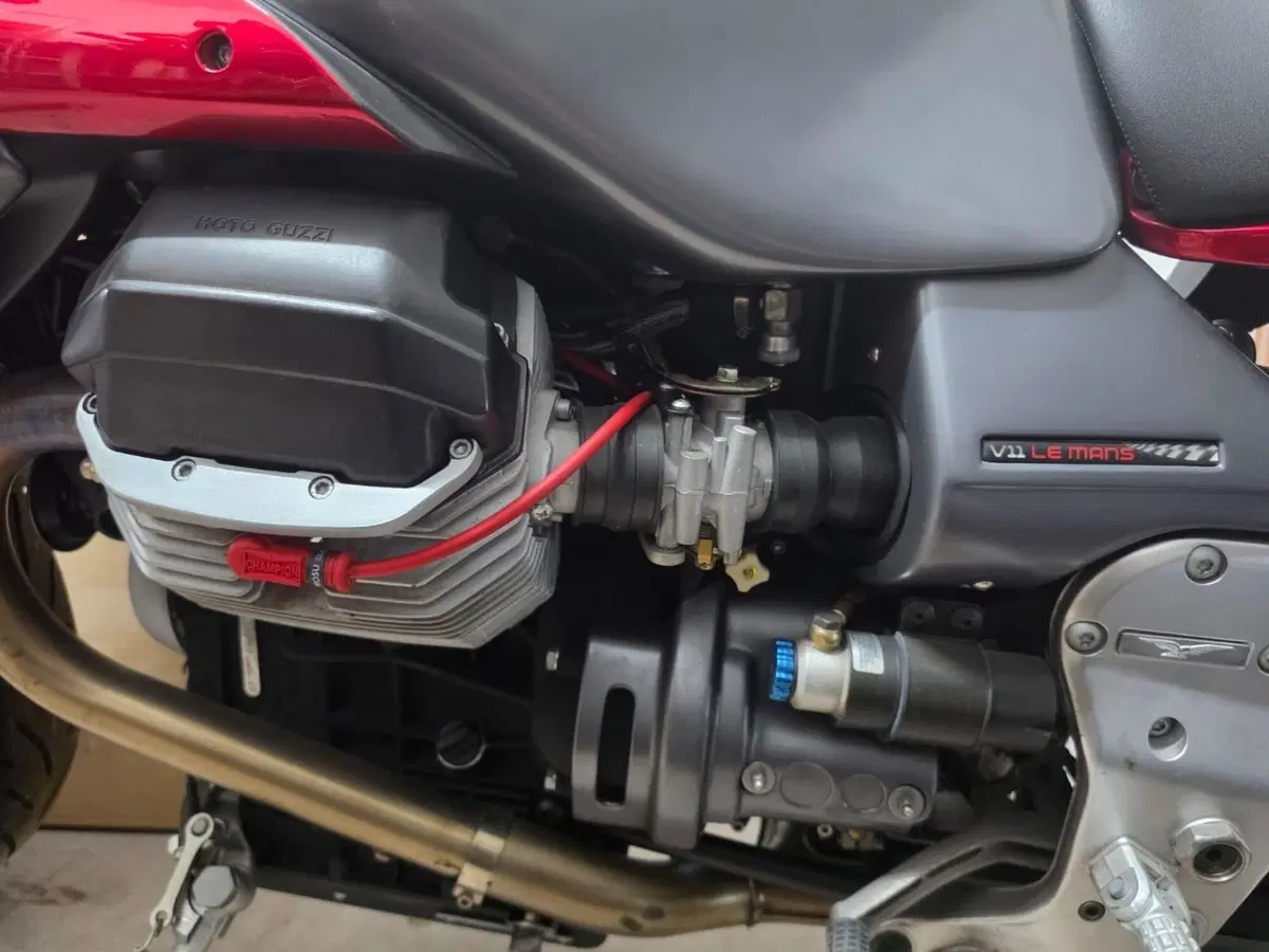 Moto Guzzi V 11 sport Le Mans  (5)