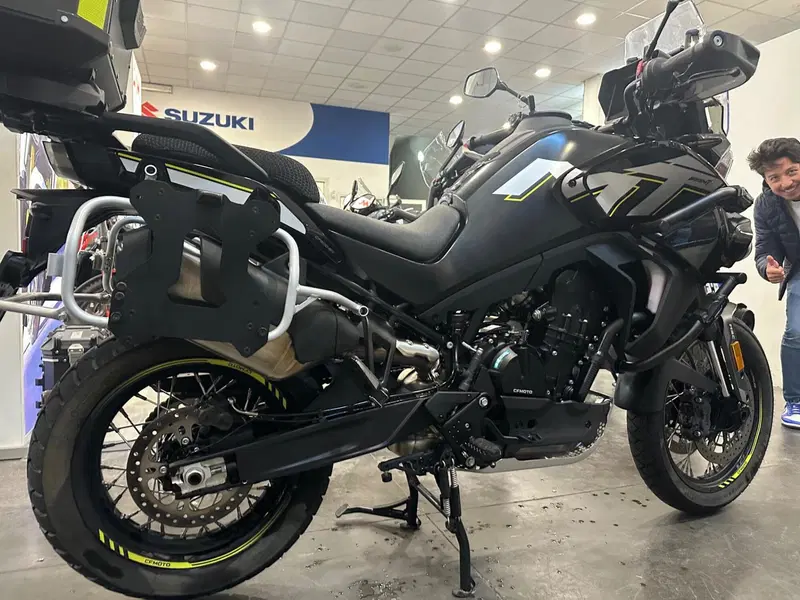 CFMOTO 800MT Explore (2023 - 26) (7)