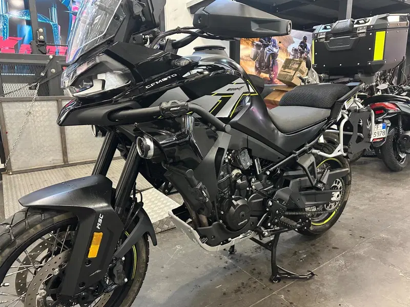 CFMOTO 800MT Explore (2023 - 26) (9)
