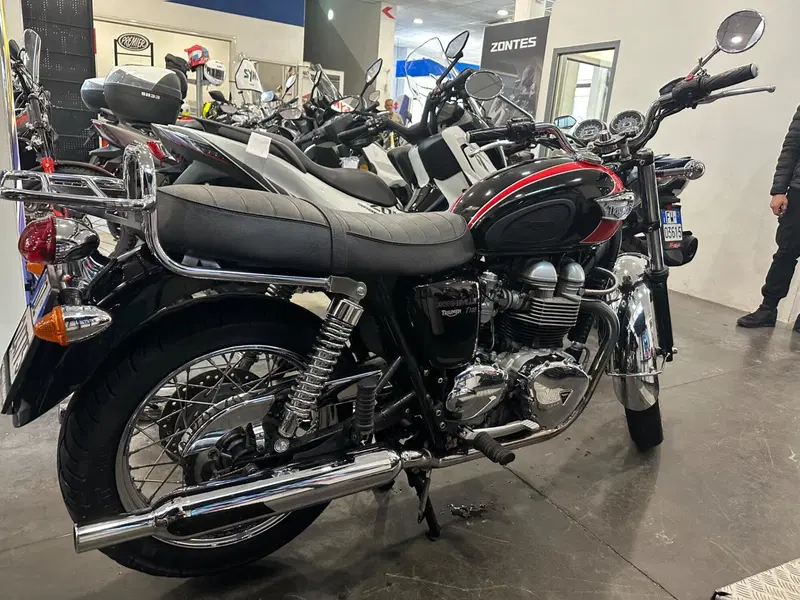 Triumph Bonneville T100 (2001 - 07) (4)