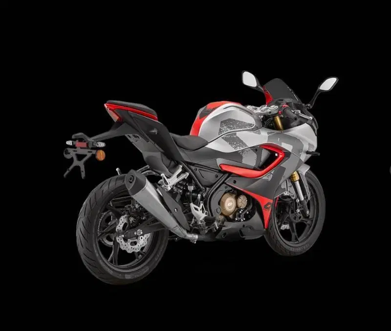 QJ Motor SRK 125 R (2025 - 26) (3)
