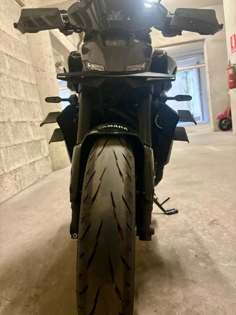 Yamaha MT-09 Y-AMT (2024 - 26) (6)