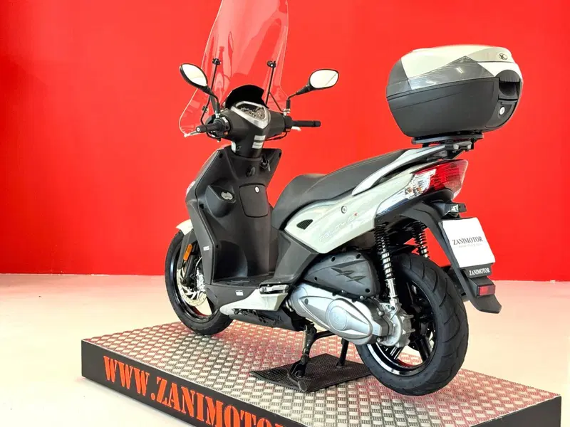 Kymco Agility 125 R16 + (2017 - 20) (6)