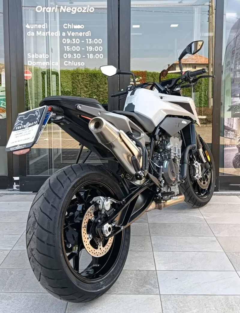 KTM 790 Duke L (2023 - 24) (2)
