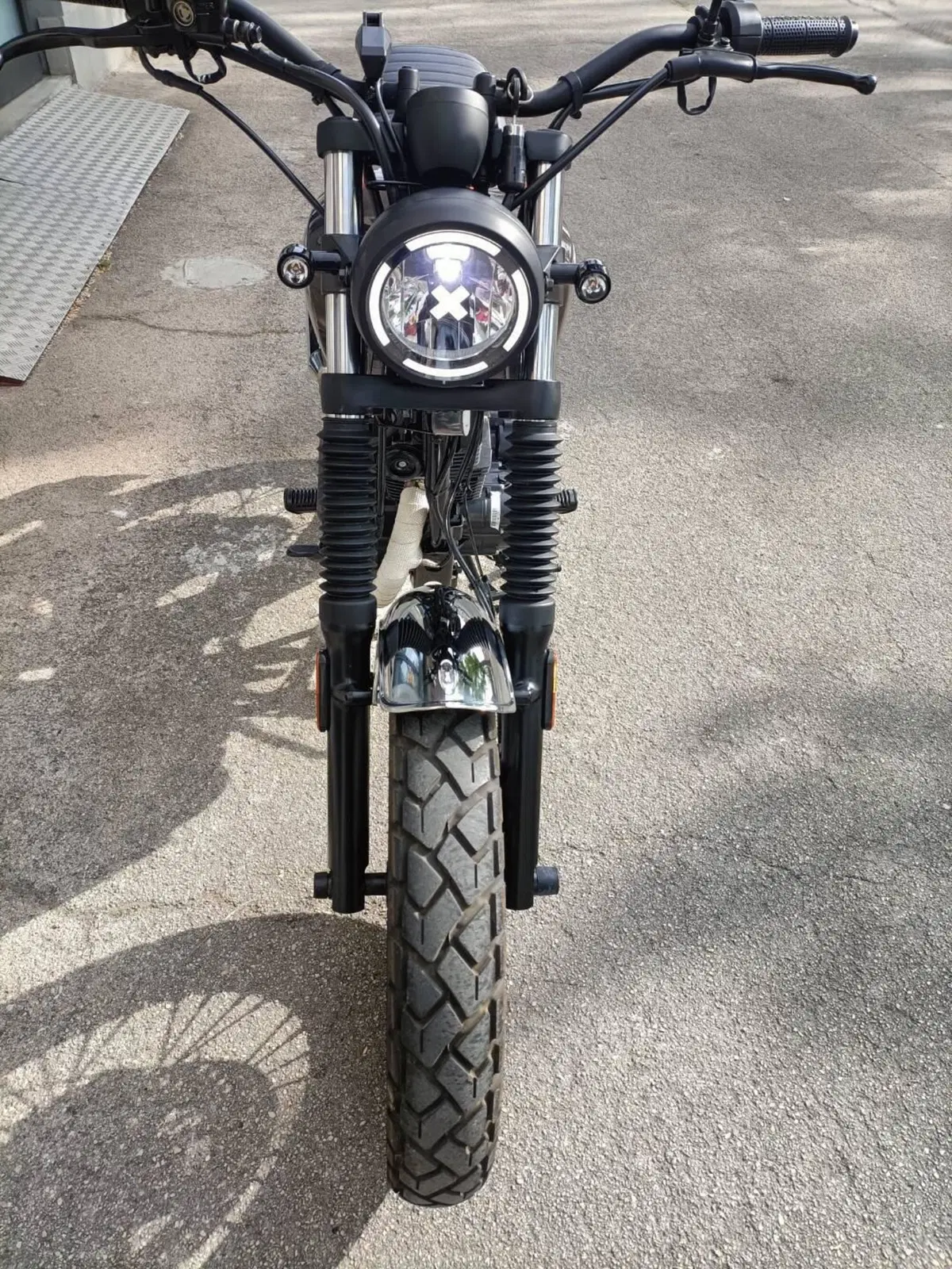 Brixton Motorcycles Cromwell 125 ABS (2021 - 26) (4)