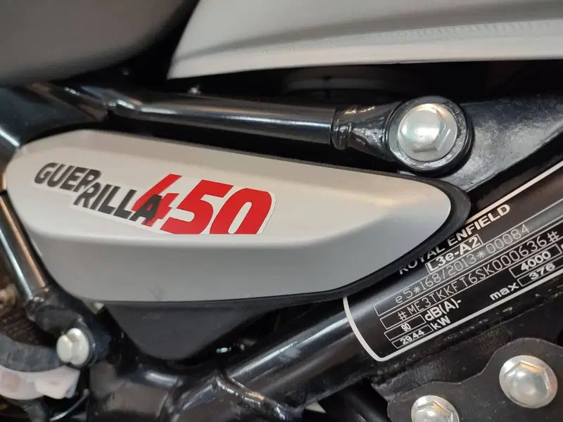Royal Enfield Guerrilla 450 (2024 - 26) (3)