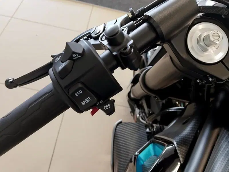 CFMOTO 700CL-X Sport (2022 - 26) (3)