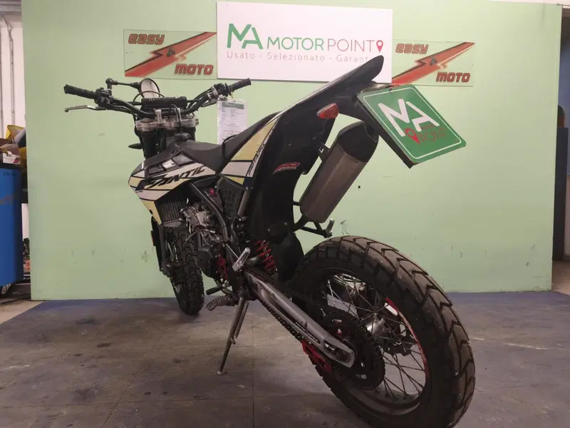 Fantic Motor Motard 125 M Performance 4t (2019) (3)