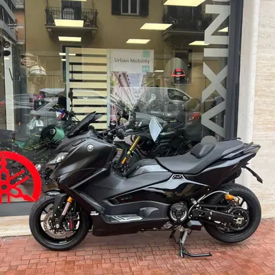 Yamaha T-Max 560 (2022 - 24) usata